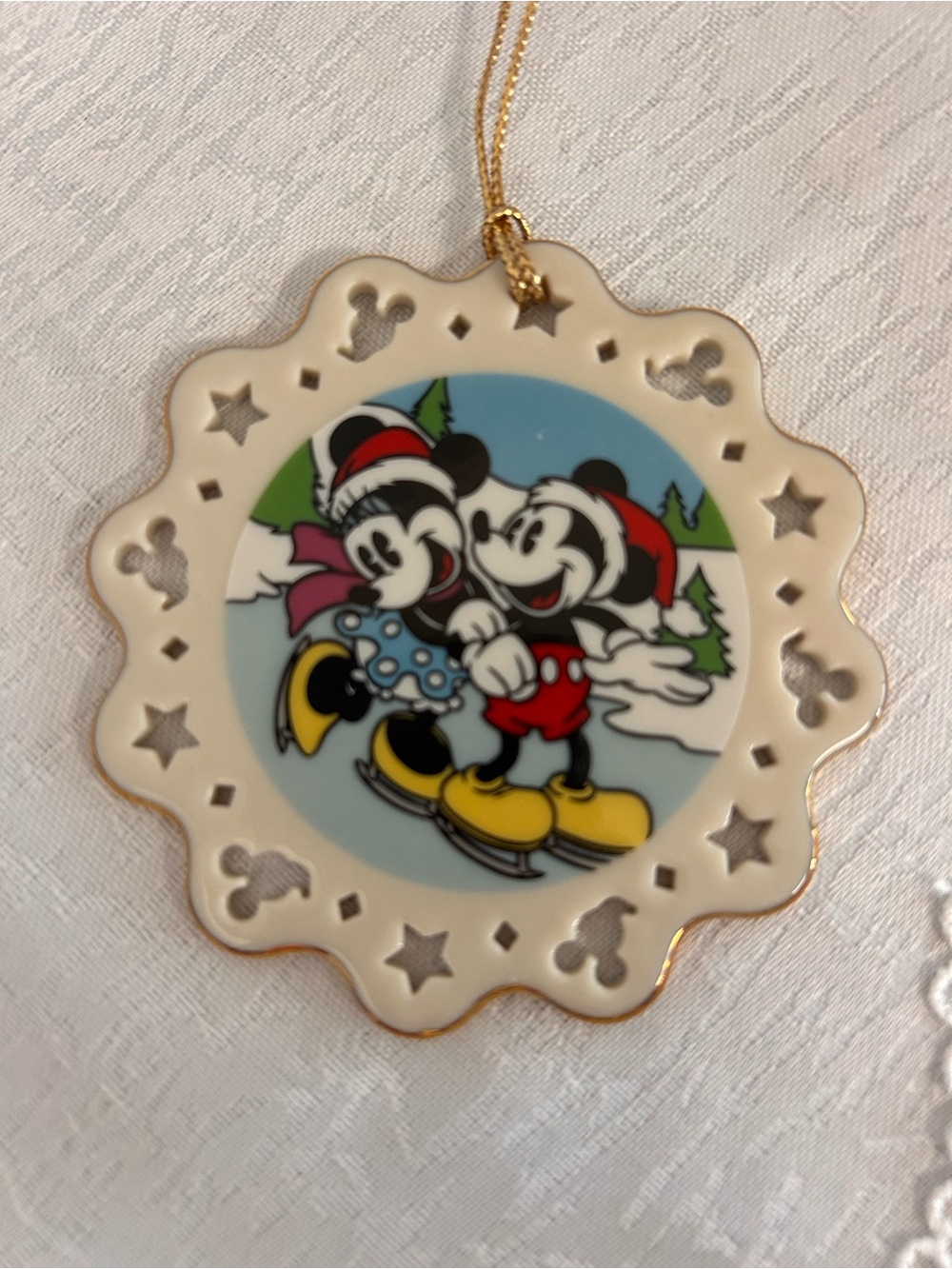 Vintage Lenox 3.5” Disney Mickey & Minnie Mouse Skating Snowflake Ornament